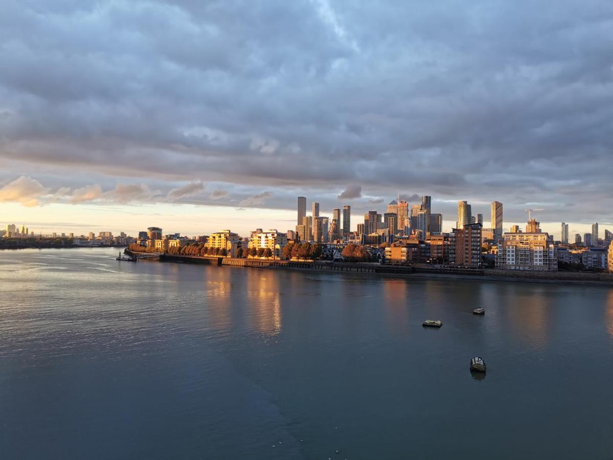 Homestay Room With Stunning Thames River View Londra Dış mekan fotoğraf