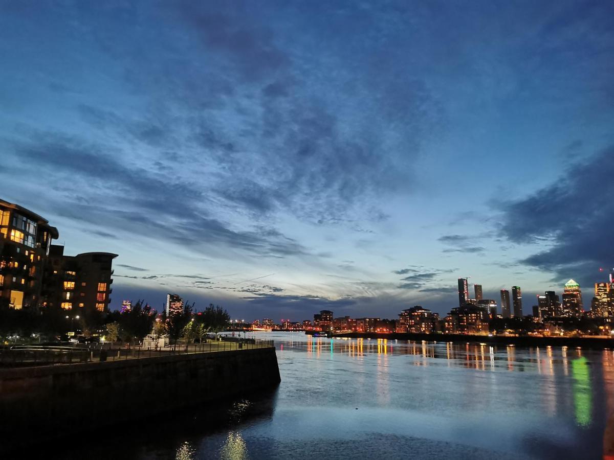 Homestay Room With Stunning Thames River View Londra Dış mekan fotoğraf